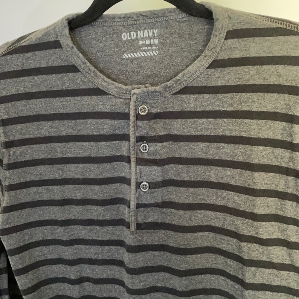 Old Navy long sleeve shirt